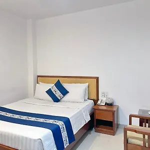 Ruby Star Hotel- Near Ben Thanh Market Hotel Ho Chi Minh City
