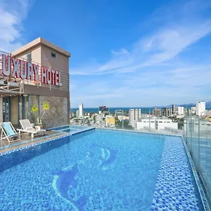 Bliss Luxury Đà Nẵng