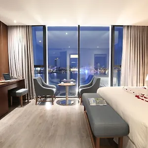 Avora Hotel Da Nang